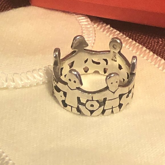 James Avery Silver Crown Ring - Picture 6 of 7
